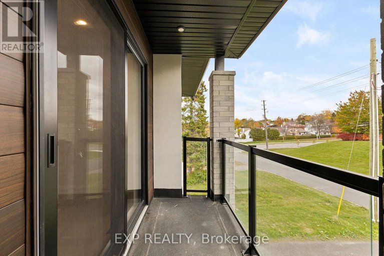 29043769/6819-notre-dame-street/chateauneuf/ottawa/ontario/K1C1H4_31