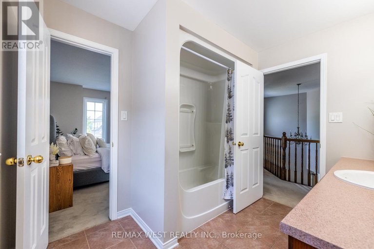 28441775/214-castlegarth-crescent/stonebridge/ottawa/ontario/K2J5N6_21