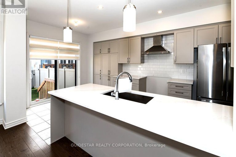 29078979/622-cordelette-circle/mer-bleuebradley-estatesanderson-park/ottawa/ontario/K1W0P6_11