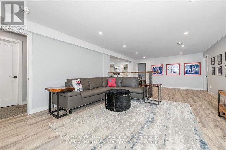 28309786/45-richer-street-e/north-stormont-finch-twp/north-stormont/ontario/K0A1R0_26