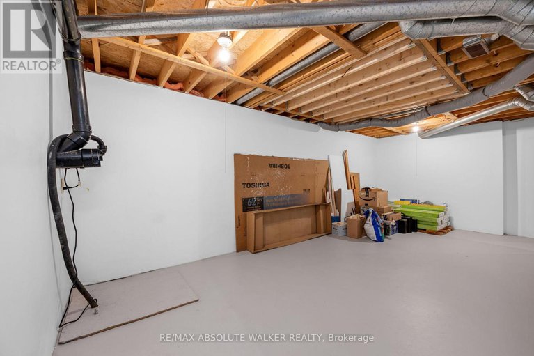 29027716/117-plantation-drive/fitzroy-ward-south-east/ottawa/ontario/K0A3M0_24