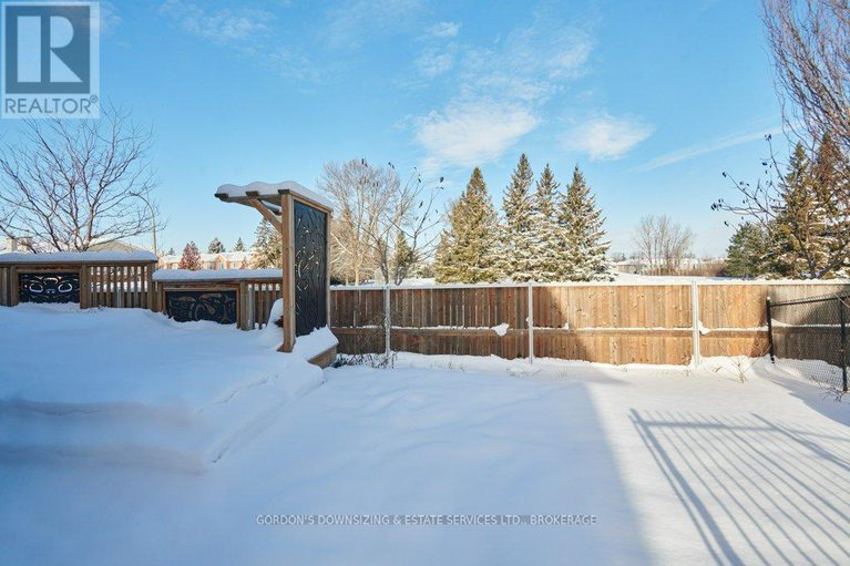 29228348/6370-sablewood-place/chapel-hill/ottawa/ontario/K1C7M3_41