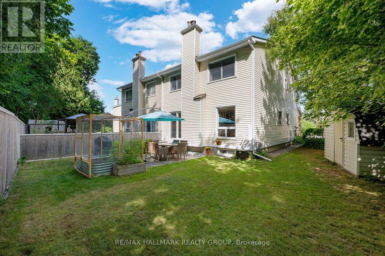 28647617/1162-derable-place/convent-glen-north/ottawa/ontario/K1C5L3_35