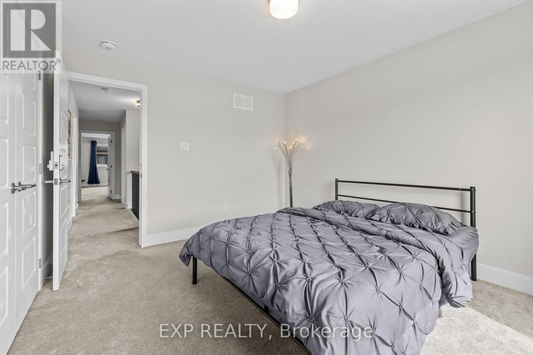 28722474/288-billrian-crescent/stittsville-north/ottawa/ontario/K2S3A4_17