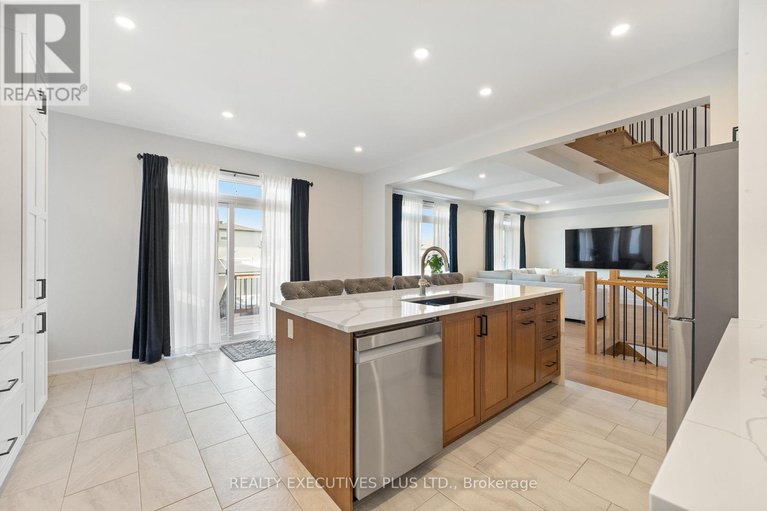 28278960/1299-diamond-street/clarencerockland-twp/clarence-rockland/ontario/K4K0M5_16