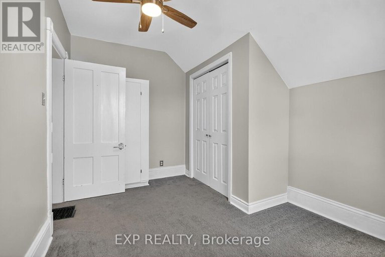 29046409/95-main-street-e/almonte/mississippi-mills/ontario/K0A1A0_36