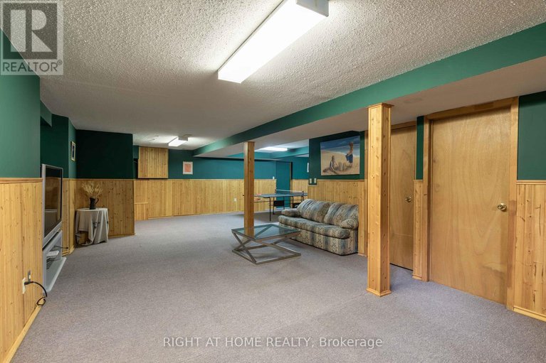 28541779/21-hime-crescent/hunt-club-park/ottawa/ontario/K1G4S1_34