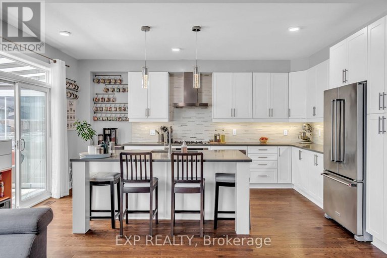 28273592/2114-helene-campbell-road/cedargrovefraserdale/ottawa/ontario/K2J4J2_15