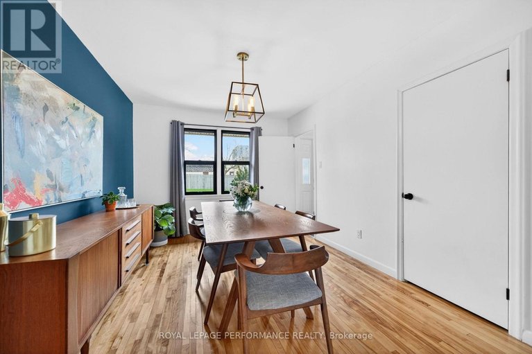 29685309/1948-othello-avenue/elmvale-acresurbandale/ottawa/ontario/K1G2A4_21