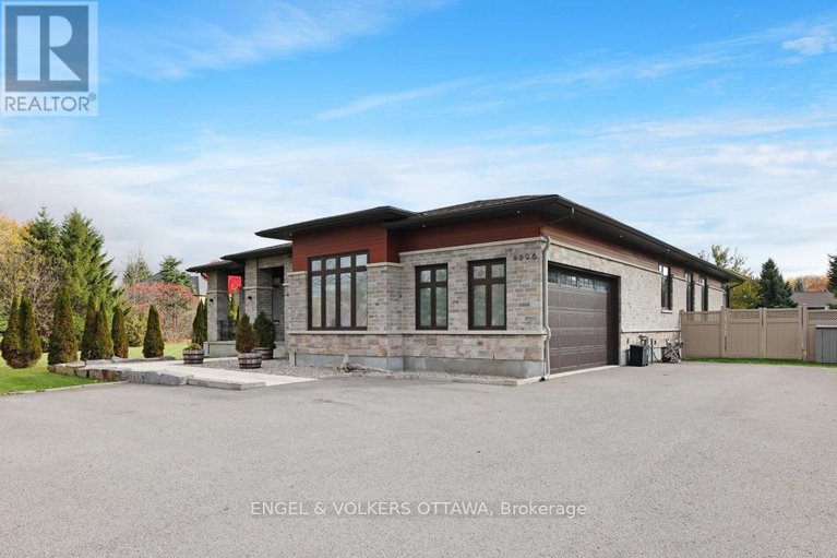 29037688/1296-bankfield-road/manotick-village-manotick-estates/ottawa/ontario/K4M1C4_3
