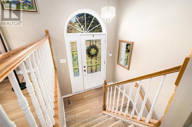 29293895/129-riley-crescent/mcnabbraeside-twps/mcnabbraeside/ontario/K7S0E9_10