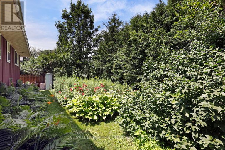 28655520/2133-westbourne-avenue/mckellar-heightsglabar-park/ottawa/ontario/K2A1N3_30