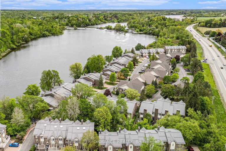 28643500/81-waterford-drive/pineglencountry-place/ottawa/ontario/K2E7V4_14
