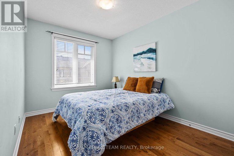 28493803/125-brilia-private/beacon-hill-south/ottawa/ontario/K1J0B7_24