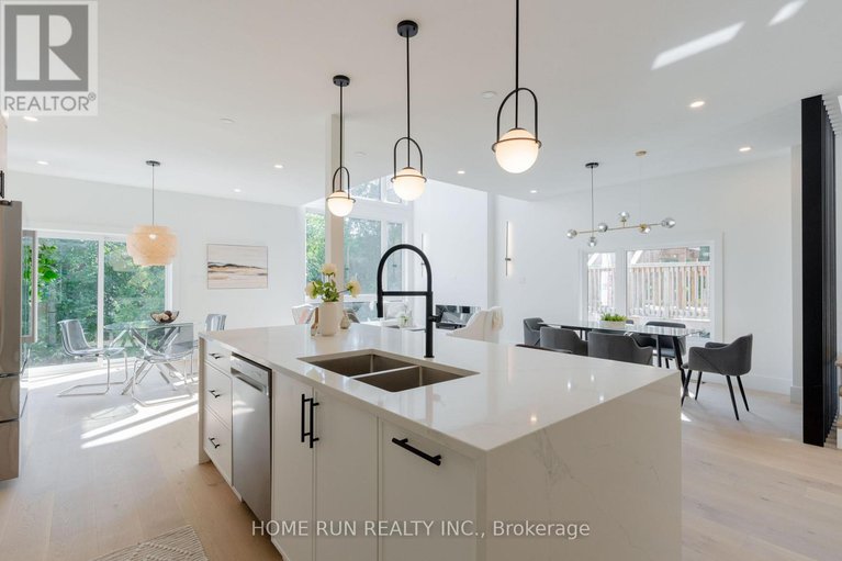 28791610/2243-page-road/chapel-hill/ottawa/ontario/K1C7K5_19