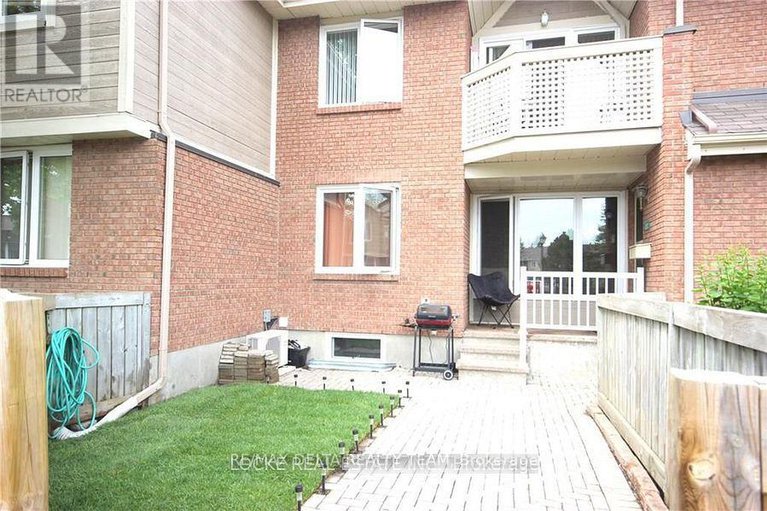 28391951/102-1795-marsala-crescent/fallingbrookpineridge/ottawa/ontario/K4A2E9_1
