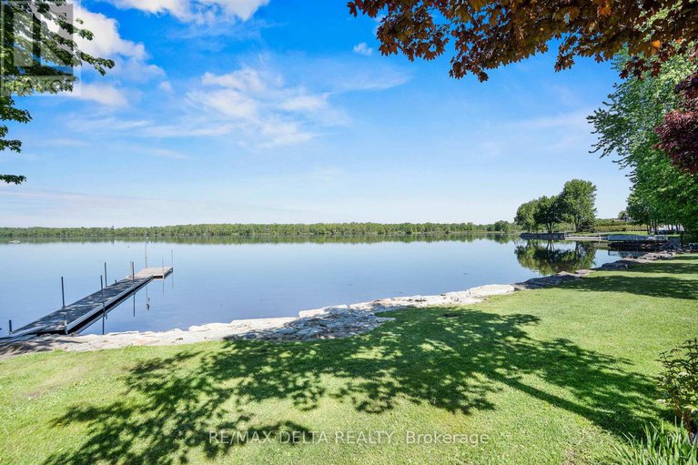 28387496/2584-woods-street/town-of-rockland/clarence-rockland/ontario/K4K1J2_38