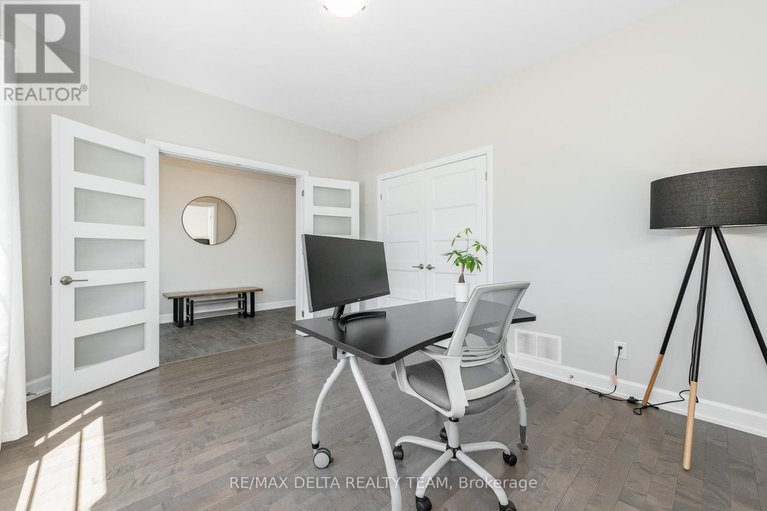 29328717/688-geneva-crescent/embrun/russell/ontario/K0A1W0_7