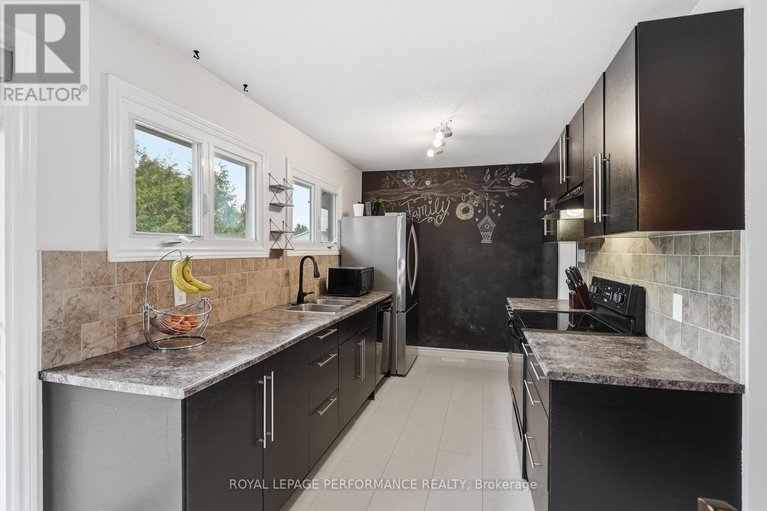 29682639/3071-young-street/clarencerockland-twp/clarence-rockland/ontario/K0A2A0_15