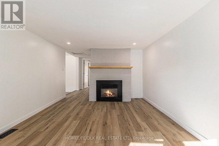 29000784/203-adelaide-street/almonte/mississippi-mills/ontario/K0A1A0_12