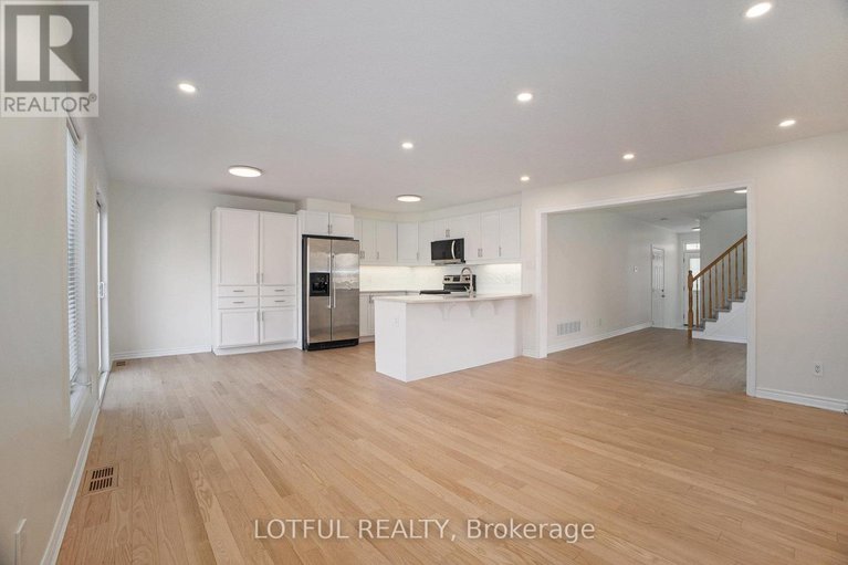 28631476/881-campobello-drive/stittsville-north/ottawa/ontario/K2S0N8_10