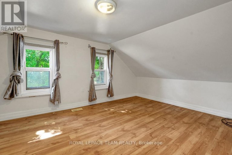 28773548/5684-mccrea-road/augusta-twp/augusta/ontario/K0E1T0_25