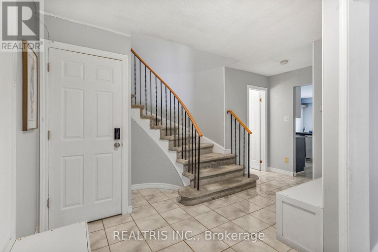 29041458/1905-des-epinettes-avenue/orleanssunridge/ottawa/ontario/K1C6P6_6