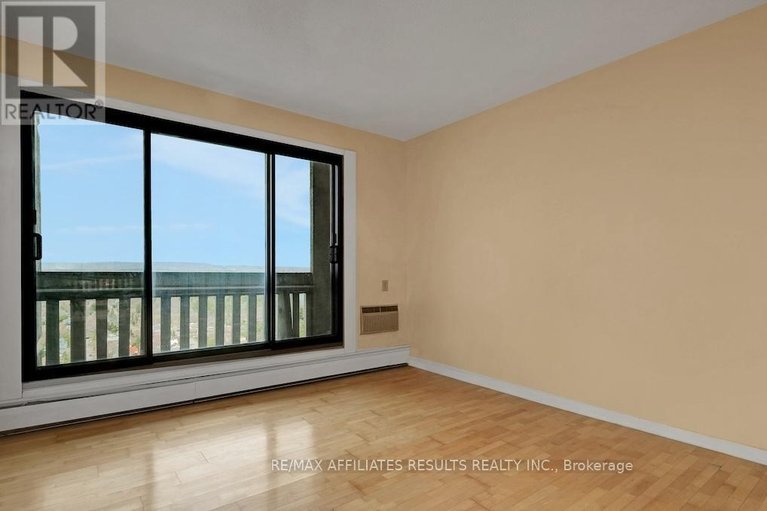 29670828/2110-415-greenview-avenue/britannia/ottawa/ontario/K2B8G5_10