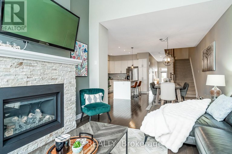 29018596/411-livery-street/emerald-meadowstrailwest/ottawa/ontario/K2V0B5_20