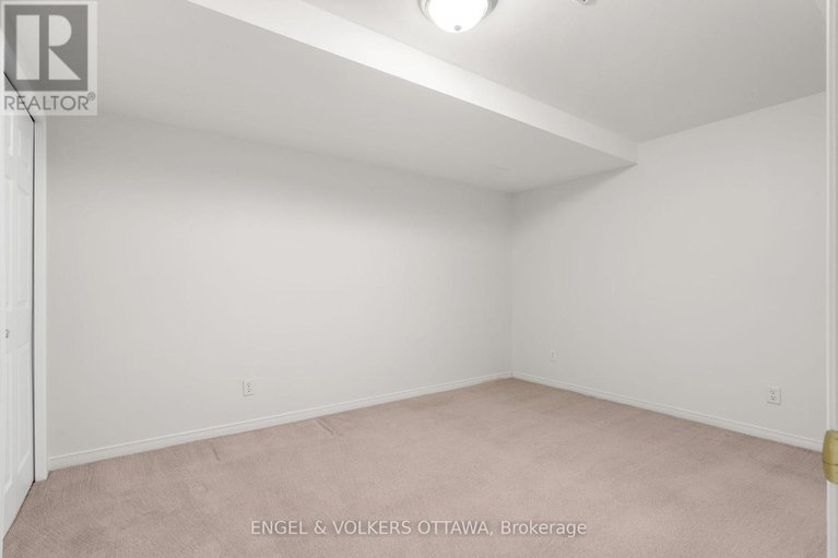 29256000/28-camberley-street/barrhaven-east/ottawa/ontario/K2G6W2_36