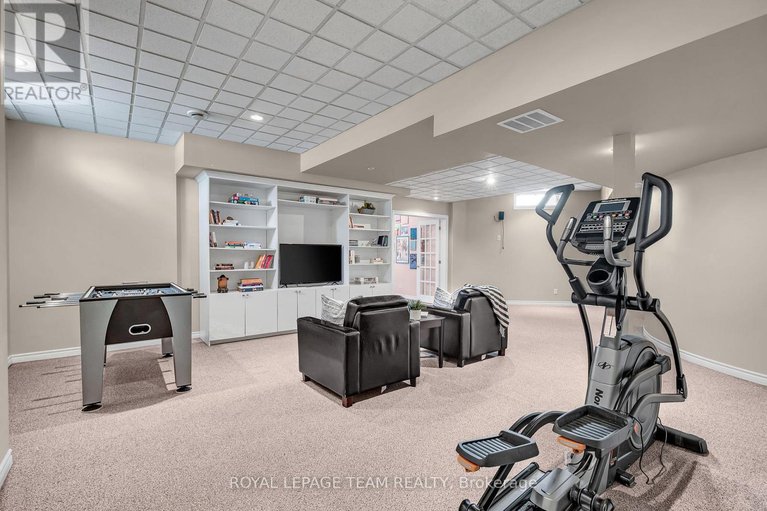 28078826/1345-potter-drive/manotick-village-manotick-estates/ottawa/ontario/K4M1C6_41