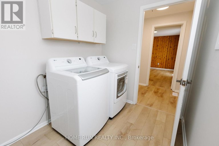 29472540/1285-meadowland-drive/borden-farmstewart-farmcarleton-heightsparkwood-hills/ottawa/ontario/K2E6K4_15