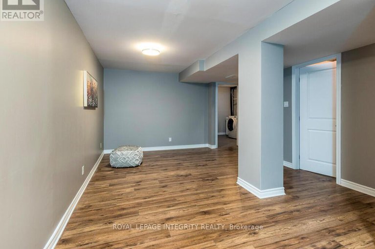 29282826/14-146-valley-stream-drive/leslie-park/ottawa/ontario/K2H9C6_30