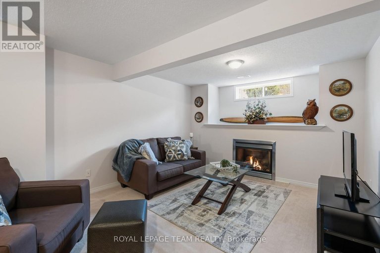29564239/145-stedman-street/blossom-parkkemp-parkfindlay-creek/ottawa/ontario/K1T0B5_25