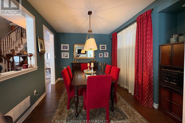 29339123/979-shimmerton-circle/emerald-meadowstrailwest/ottawa/ontario/K2M0L4_11