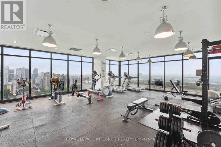 29608375/1007-255-bay-street/ottawa-centre/ottawa/ontario/K1R0C5_21