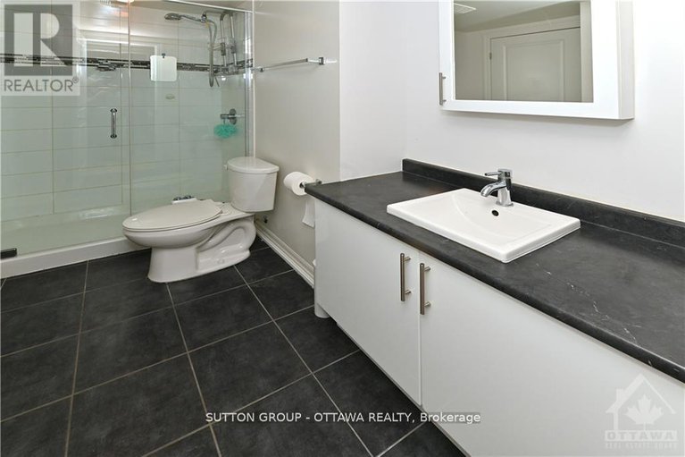 28471695/706-242-rideau-street/sandy-hill/ottawa/ontario/K1N0B7_26