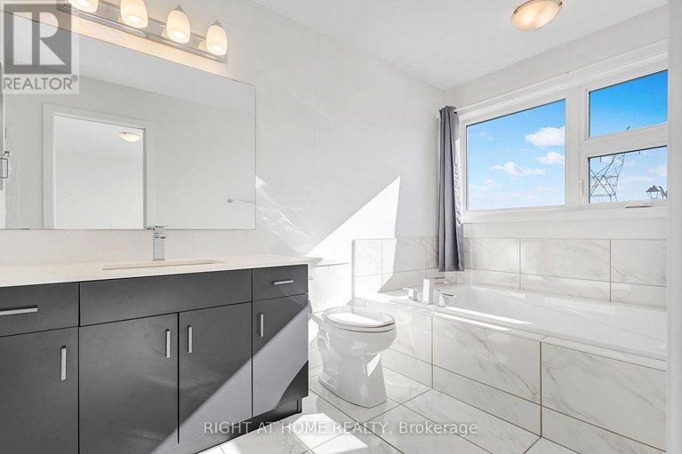 29632848/500-triangle-street/emerald-meadowstrailwest/ottawa/ontario/K2V0M8_19