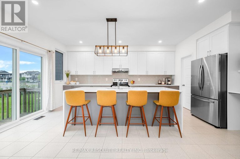 28578833/302-haliburton-heights/emerald-meadowstrailwest/ottawa/ontario/K2S1S3_18