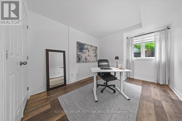 28527540/a-310-everest-private/elmvale-acres/ottawa/ontario/K1G4E3_18