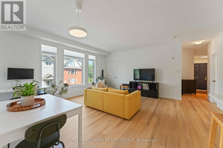 28813105/f-270-meilleur-private/vanier/ottawa/ontario/K1L0A3_12