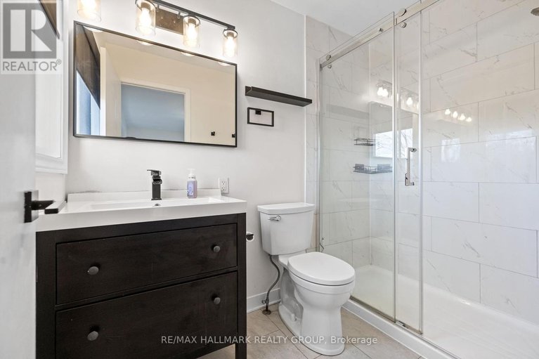 28087558/18-1964-wildflower-drive/queenswood-heights-south/ottawa/ontario/K1E3V4_19