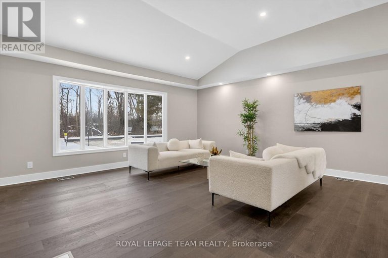 29688254/6636-marina-drive/manotick-south-to-roger-stevens/ottawa/ontario/K4M1B3_6
