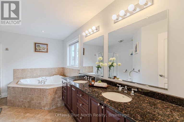 29043619/507-kochar-drive/mooneys-bay/ottawa/ontario/K2C4G9_22