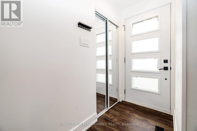 29628289/36-largo-crescent/meadowlandscrestview/ottawa/ontario/K2G3C7_4