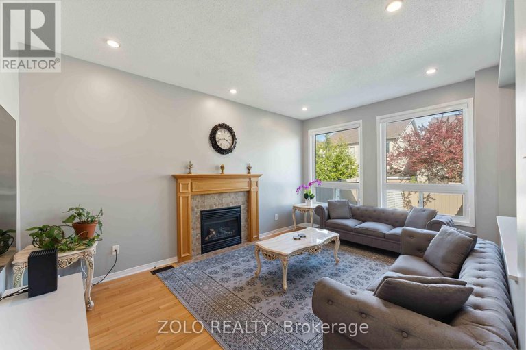 28574226/2421-glandriel-crescent/springridgeeast-village/ottawa/ontario/K4A4T2_15