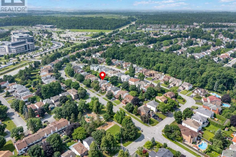 28625672/16-allenby-road/morgans-grantsouth-march/ottawa/ontario/K2K2H2_41