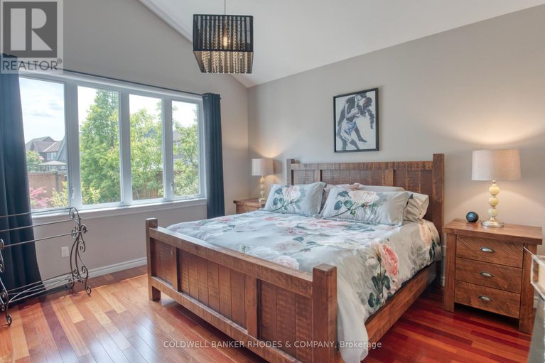 28619246/454-creekview-way/blossom-parkkemp-parkfindlay-creek/ottawa/ontario/K1T0J5_11