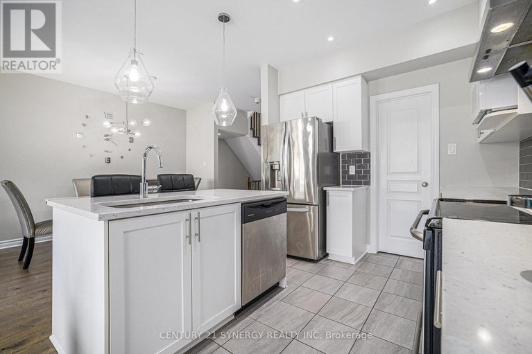 28494818/323-livery-street/emerald-meadowstrailwest/ottawa/ontario/K2V0B4_13
