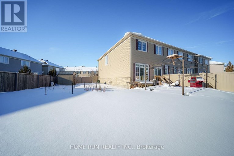 29535654/636-pamplona-private/stonebridge/ottawa/ontario/K2J5T4_41